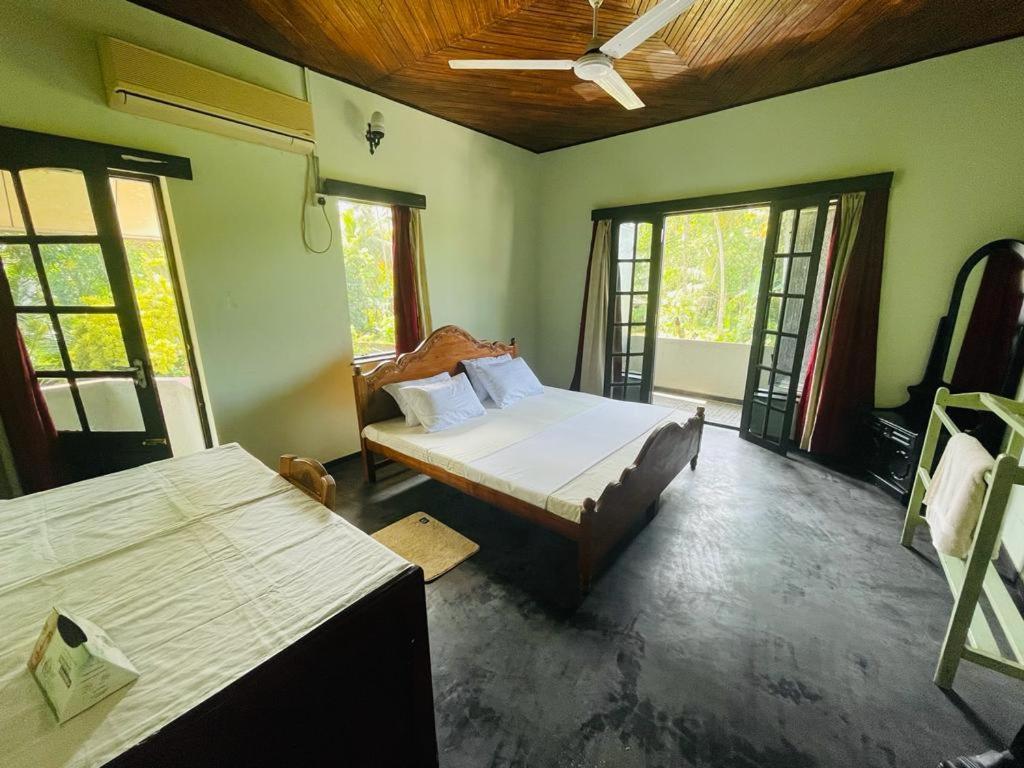 Galle Side Homestay Exterior photo